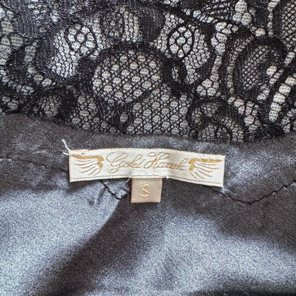 Gold Hawk | NWOT 100% Silk Black Floral Tank Top with Eyelash Lace size Small - Picture 10 of 10